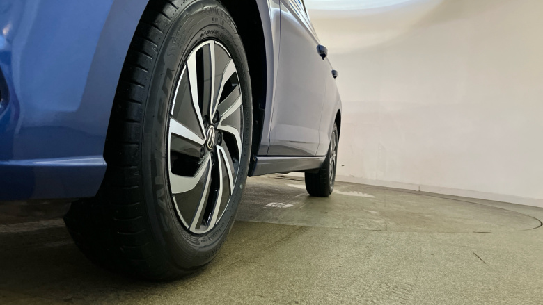 Volkswagen Polo 1.0 TSI Life 5dr Petrol Hatchback